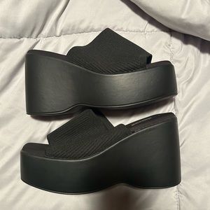 Cuccoo platform shoes